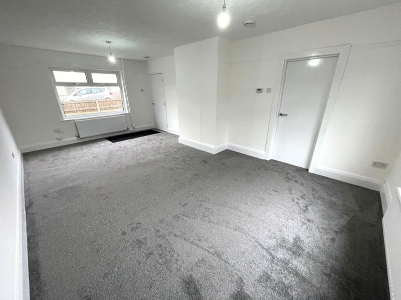 Neston Green Great Sutton